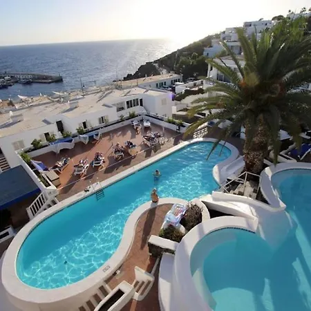 Apartmán Stylish And Modern With Stunning Sea Views *