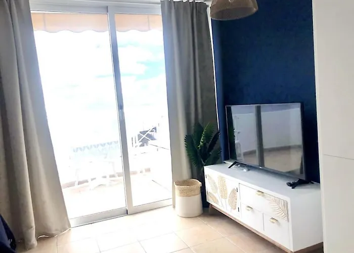 Apartmán Stylish And Modern With Stunning Sea Views Puerto del Carmen (Lanzarote)